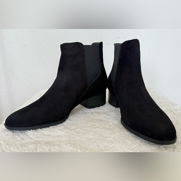 ALEX MARIE Black ankle Suede Leather Booties – Size 8 - Picture 2 of 7